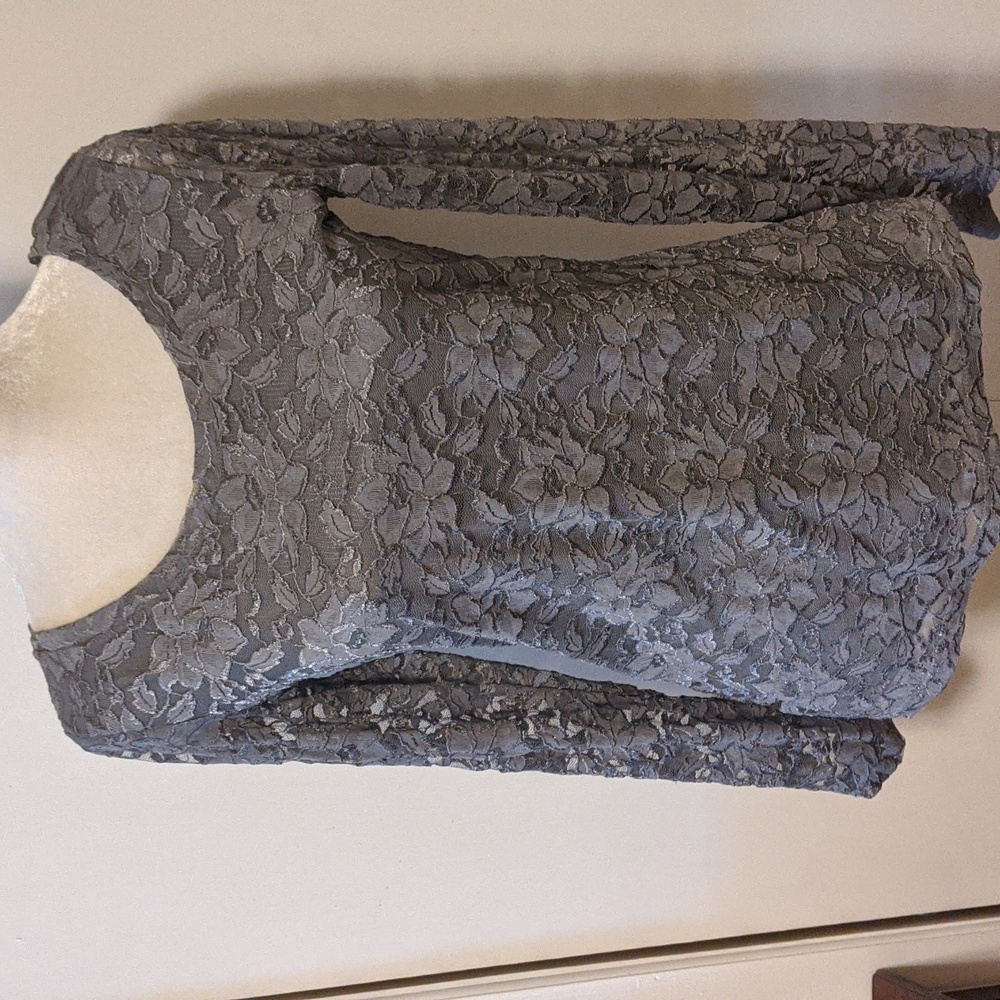 3/$33 Banana Republic Grey Lace Blouse - Picture 1 of 6